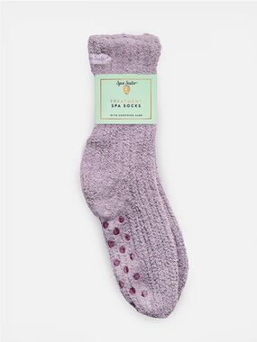 NWT Spa Sister Lavender Treatment Spa Socks with Soothing Aloe